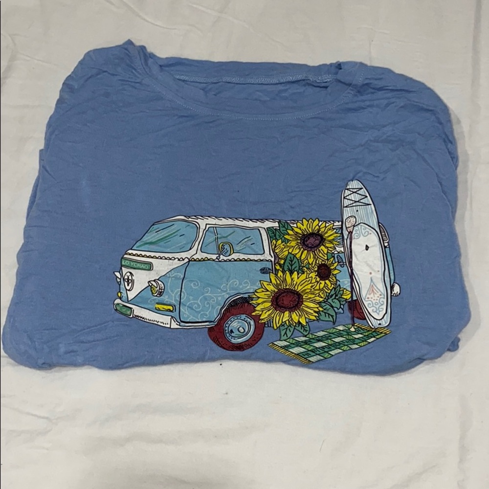 M flower bus t shirt